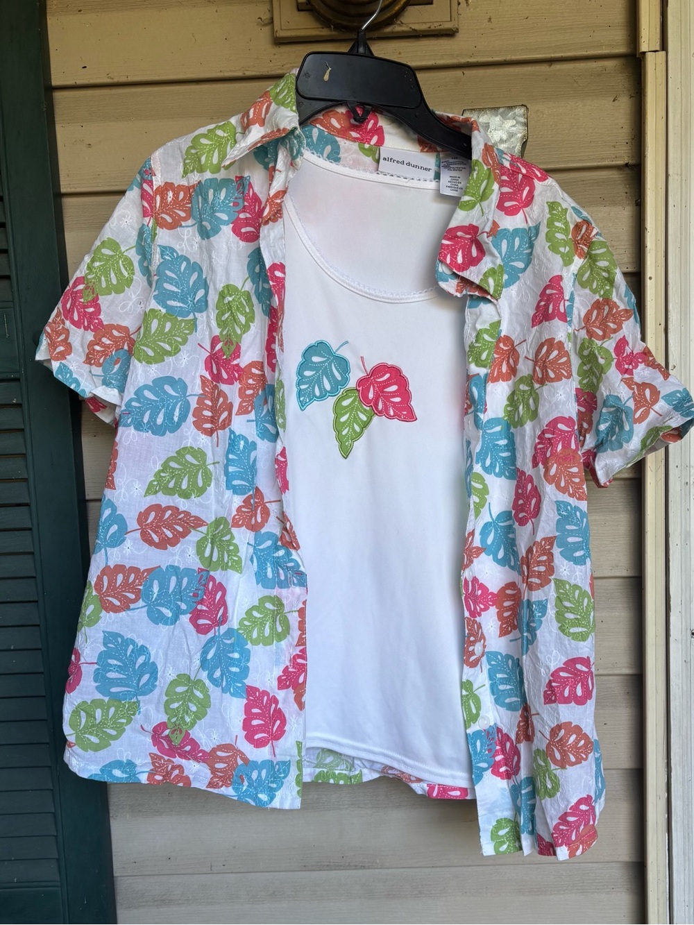 Alfred Dunner White Tank & Multicolor Leaf Print Shirt Set